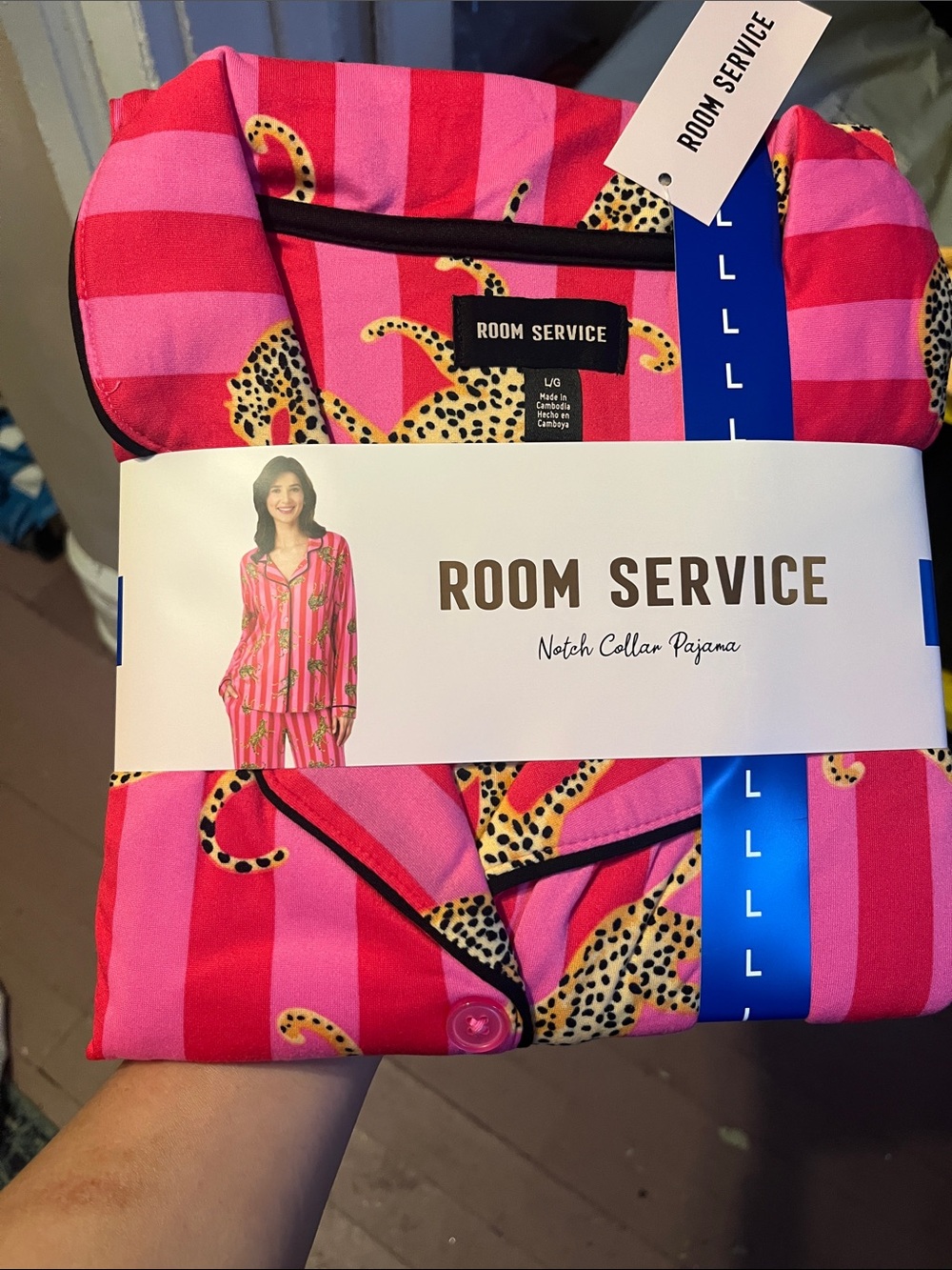 Room Service Women's Pink Leopard Stripe Notch Collar Pajama Set
